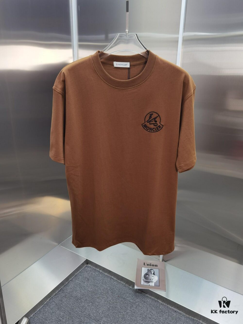 Mon*cle MO*CLER (Embroidered Top-tier Version, Different from Standard Stock) Short Sleeve T-Shirt