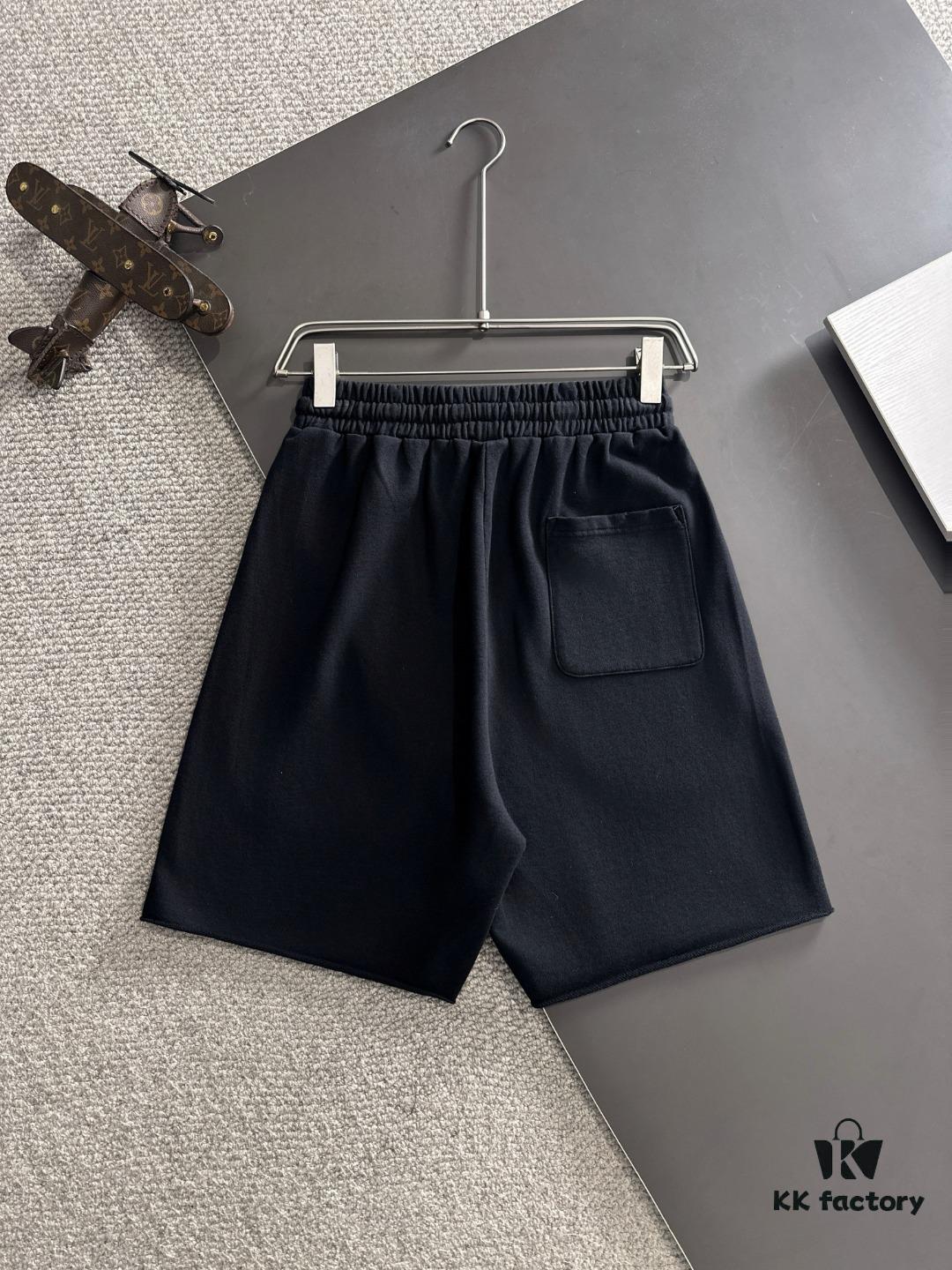 High-End Moncler 2025 Spring/Summer New Elastic Waist Casual Solid Color Loose Shorts