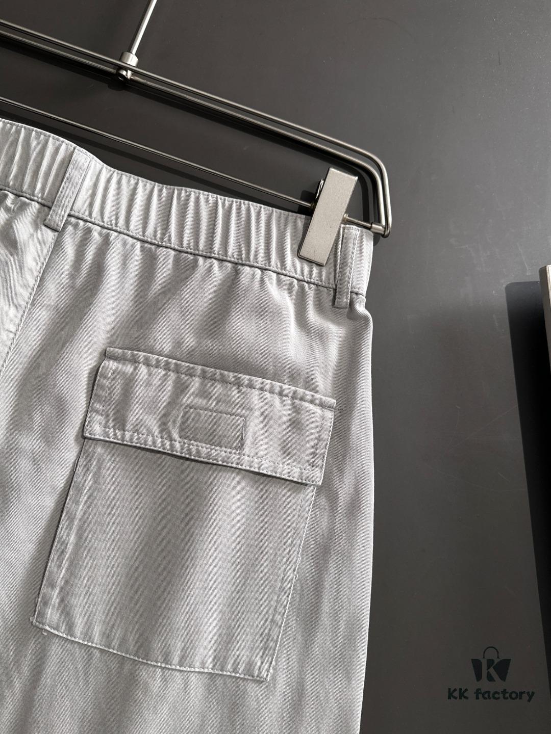 Moncler 2025 Spring and Summer New Arrival Elastic Waist Casual Pants, Thin Style Custom Counter Fabric, Highly Breathable and Comfortable, Exquisite Details, Brand Design Concept Reflecting High Quality, Soft and Smooth Hand Feel, Presenting a Leisure Cut with Excellent Fit