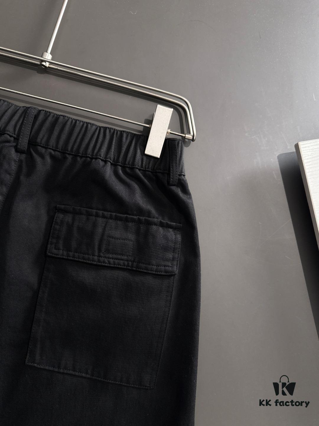 Moncler 2025 Spring/Summer New Elastic Waist Casual Pants, Lightweight Custom Fabric from Cabinet, Highly Breathable and Comfortable, Exquisite Details, Brand Design Concept Reflecting High Quality, Soft and Delicate Touch