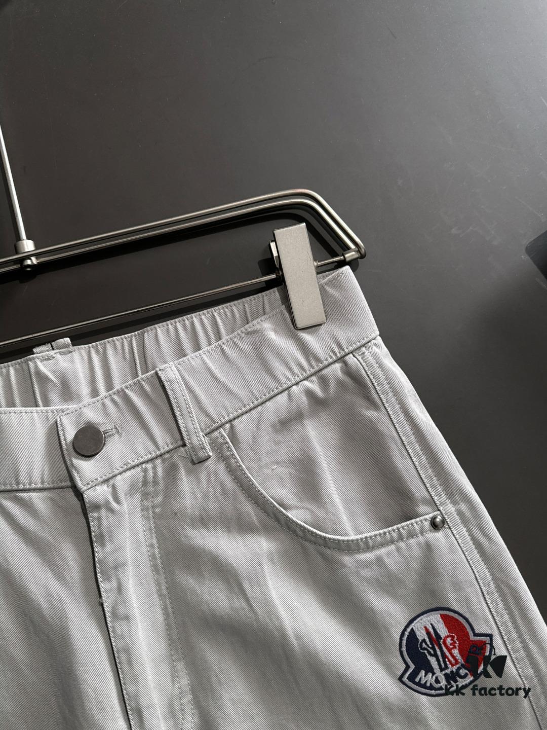 Moncler 2025 Spring Summer New Elastic Waist Casual Pants, Thin Style Cabinet Custom Fabric, Highly Breathable and Comfortable, Exquisite Details, Brand Design Concept Reflecting High Quality, Soft and Delicate Touch