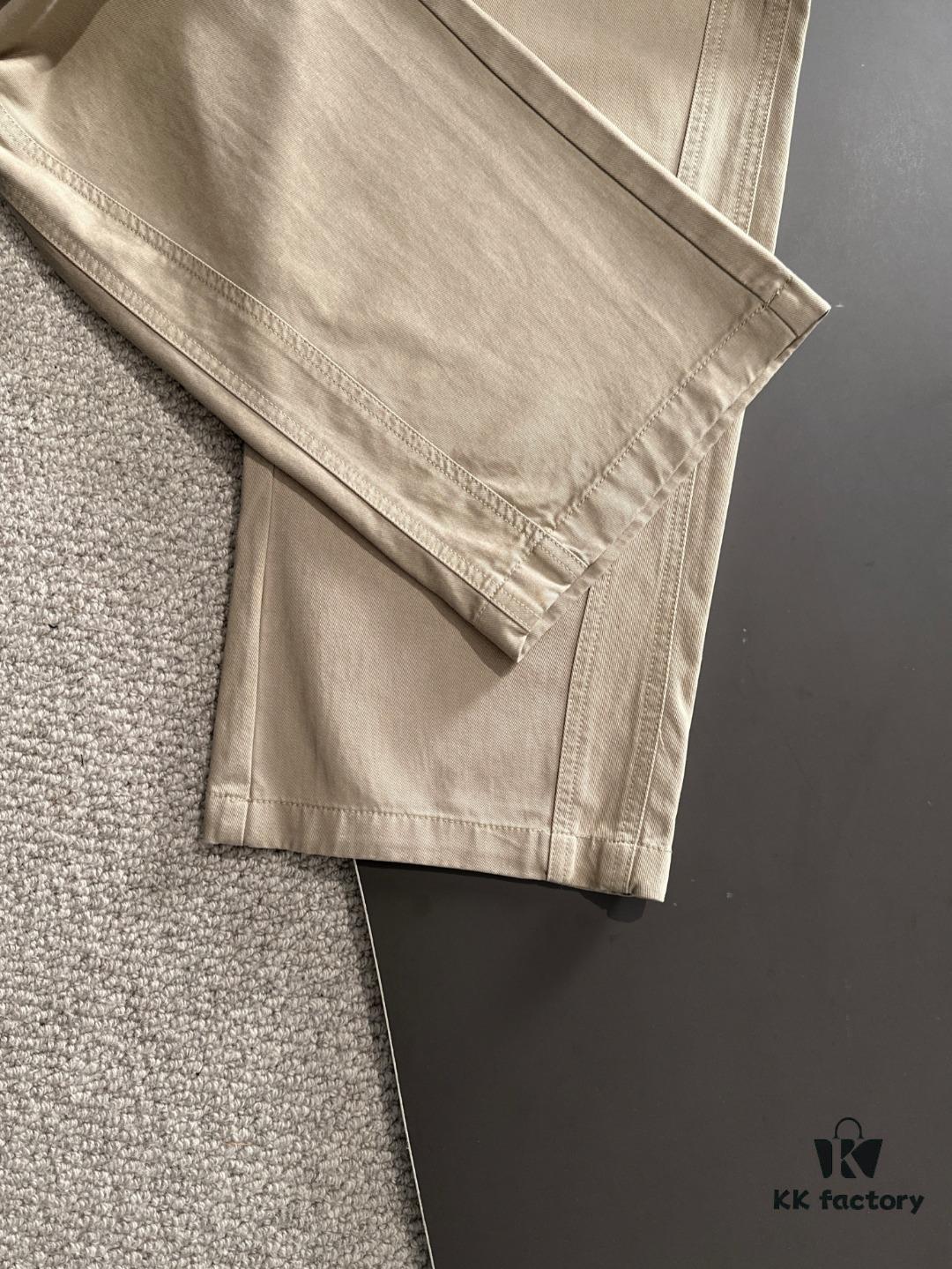 Moncler 2025 Spring and Summer New Arrival Elastic Waist Casual Pants, Lightweight Exclusive Cabinet Custom Fabric, Highly Breathable and Comfortable, Exquisite Details, Brand-Oriented Design Concept Reflecting High Quality, Soft and Smooth Texture, Showcasing a Stylish Relaxed Cut with Excellent Fit
