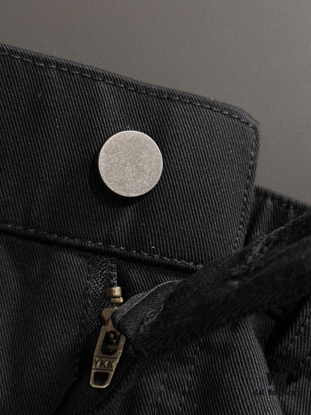 Moncler 2025 Spring and Summer New Arrival Elastic Waist Casual Pants, Thin Style Custom Counter Fabric, Highly Breathable and Comfortable, Exquisite Details, Brand-Oriented Design Concept Reflecting High Quality, Smooth and Soft Touch