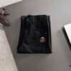 Moncler 2025 Spring and Summer New Arrival Elastic Waist Casual Pants, Thin Style Custom Counter Fabric, Highly Breathable and Comfortable, Exquisite Details, Brand-Oriented Design Concept Reflecting High Quality, Smooth and Soft Touch