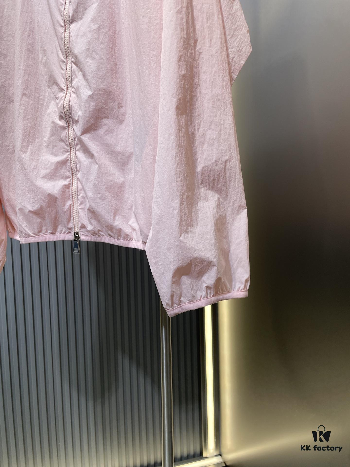 High-Quality Bestseller MO*CLER 24 Spring/Summer New Arrival Sun Protection Windbreaker – Official Website Synchronized, Imported Memory Silk Fabric, Lightweight and Breathable