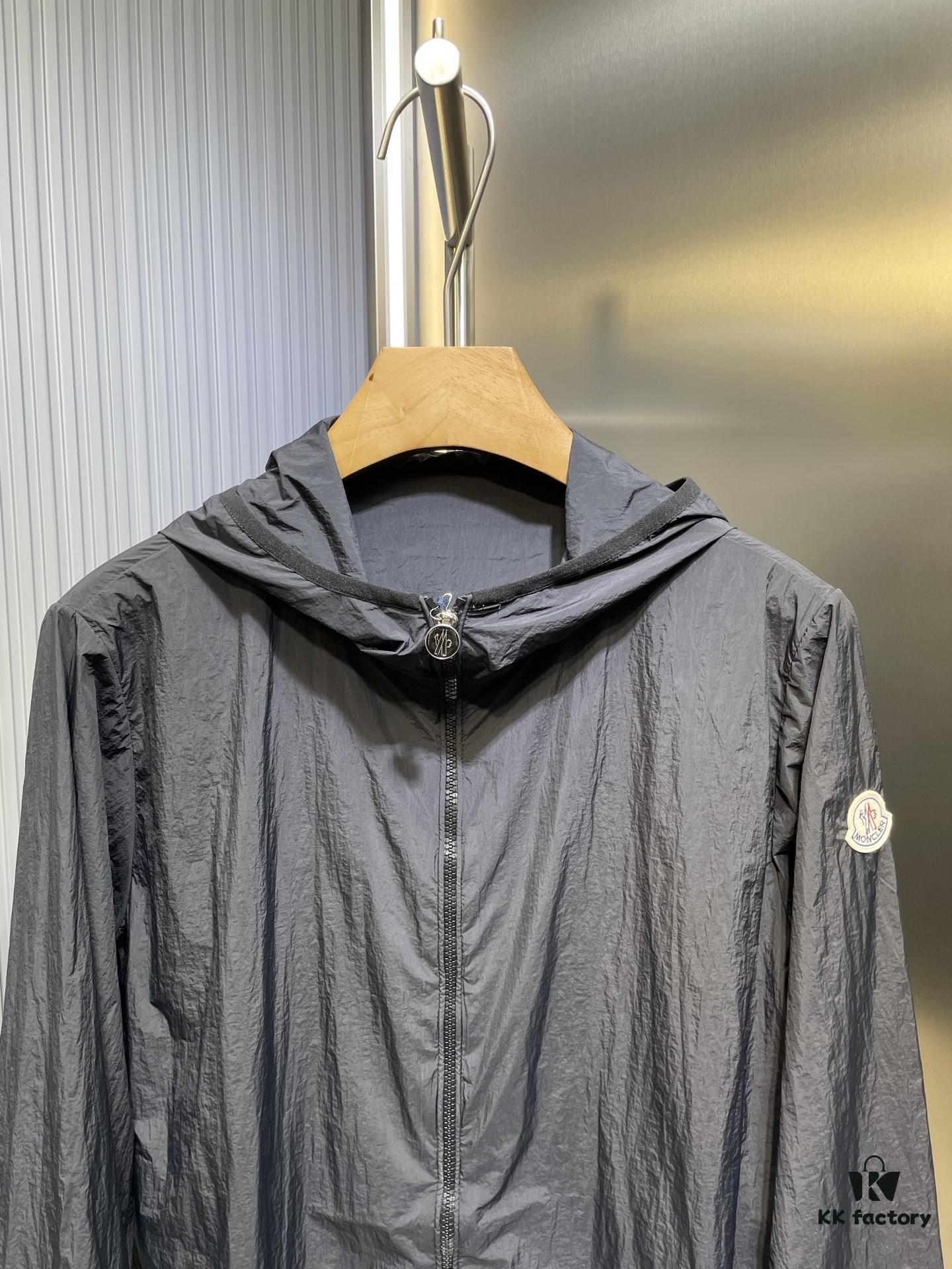 High-Quality Bestseller MO*CLER 2024 Spring/Summer New Arrival Sun Protection Windbreaker – Imported Memory Silk Fabric, Lightweight and Breathable