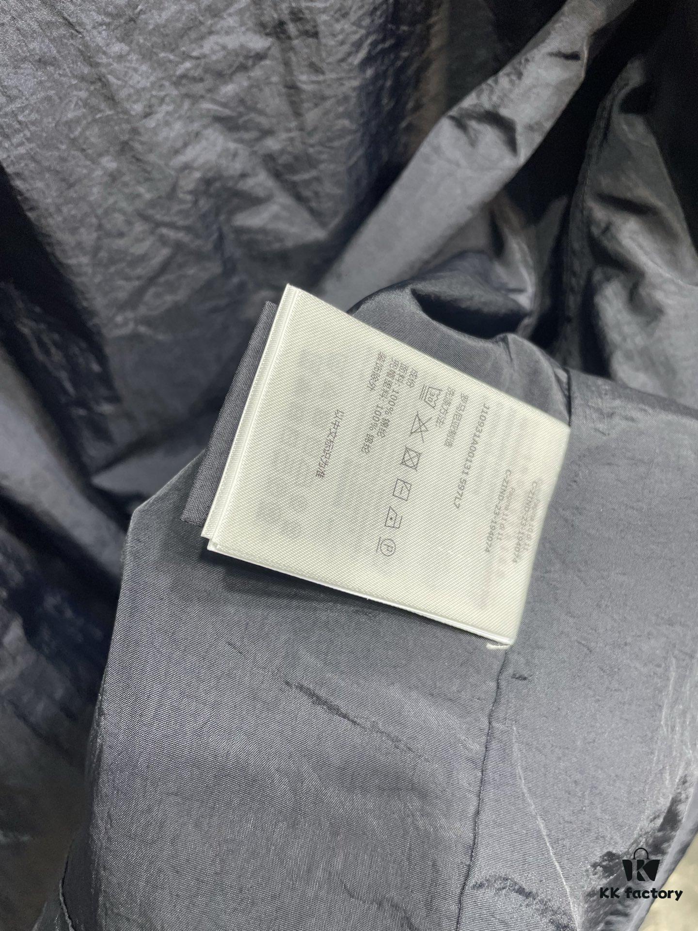 MO*CLER 2024 Spring/Summer New Arrival Detachable Sleeve Sun-Protective Windbreaker! Lightweight and Breathable Imported Memory Silk Fabric