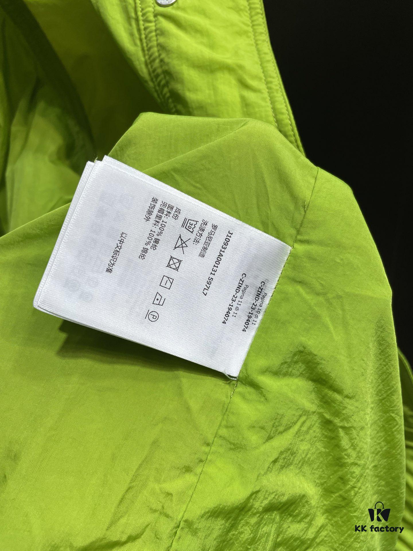 MO*CLER 2024 Spring/Summer New Arrival Detachable Sleeve Sun-Protective Windbreaker! Imported Memory Silk Fabric, Lightweight and Breathable!