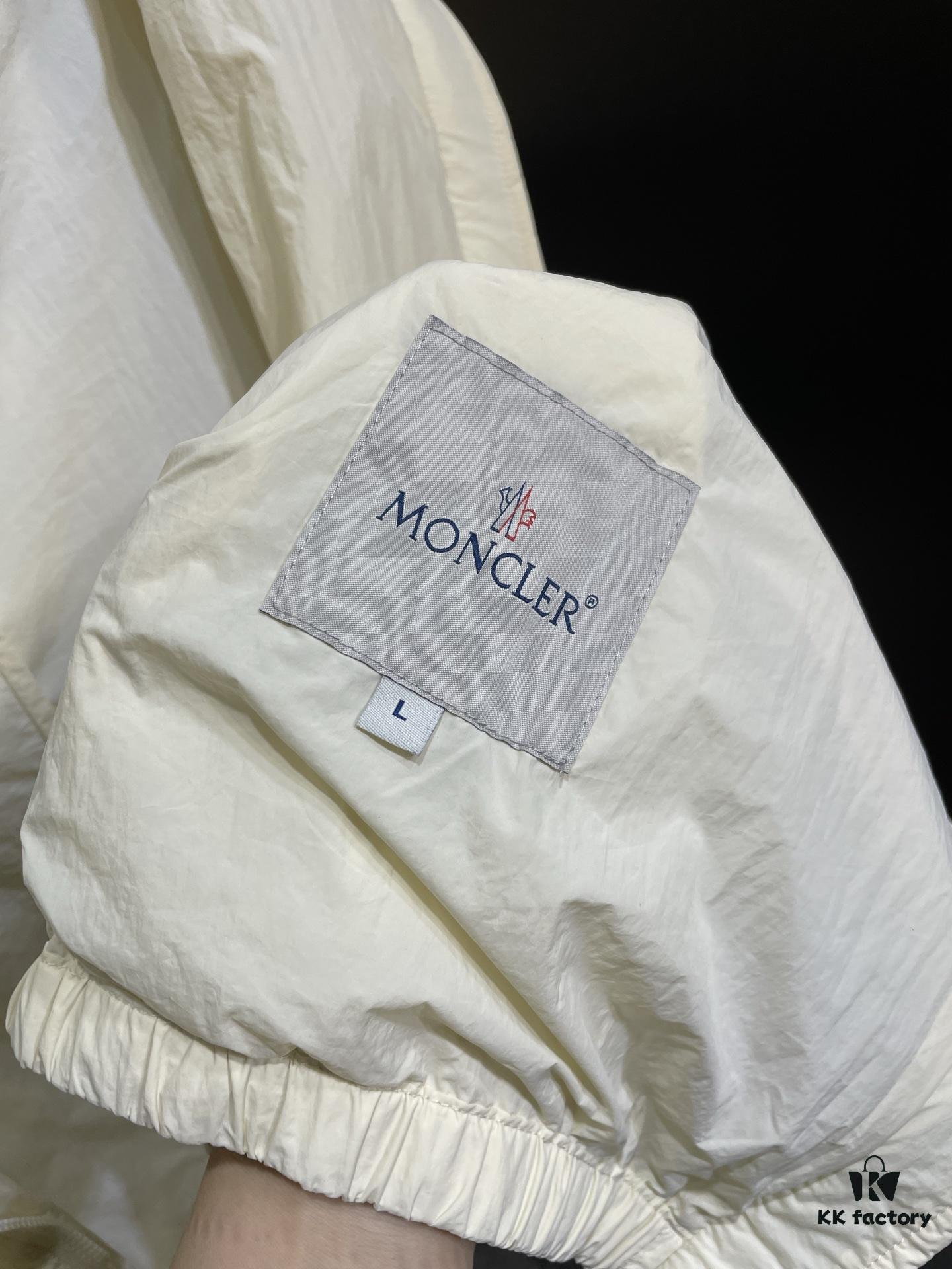 New Arrival Original Order High-End Quality Moncle* 2024 Spring/Summer Latest Collection! Rainbow Rainbow Original Custom Windproof Fabric with Structured Texture, Adorable Youthful Sporty Girl Style! Back Bow with Split Design. Loose Fit, Extremely Comfortable and Breathable to Wear, a Must-Have Item for Elegant Ladies