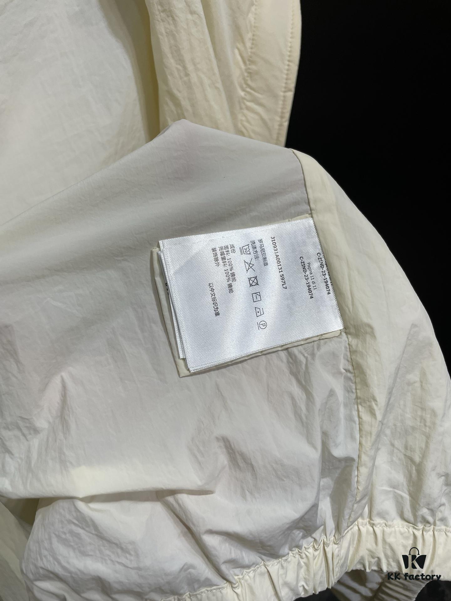 New Arrival Original Order High-End Quality Moncle* 2024 Spring/Summer Latest Collection! Rainbow Rainbow Original Custom Windproof Fabric with Structured Texture, Adorable Youthful Sporty Girl Style! Back Bow with Split Design. Loose Fit, Extremely Comfortable and Breathable to Wear, a Must-Have Item for Elegant Ladies