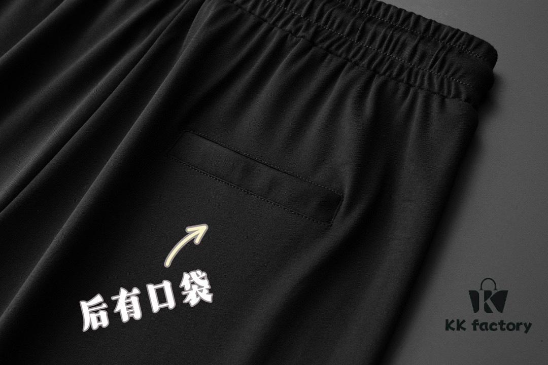 MONCLER 2025 Official Website Same Style Summer Men's Double Mercerized High-Quality Suit, Imported Premium Fabric, Trendy and Versatile Fashion Statement