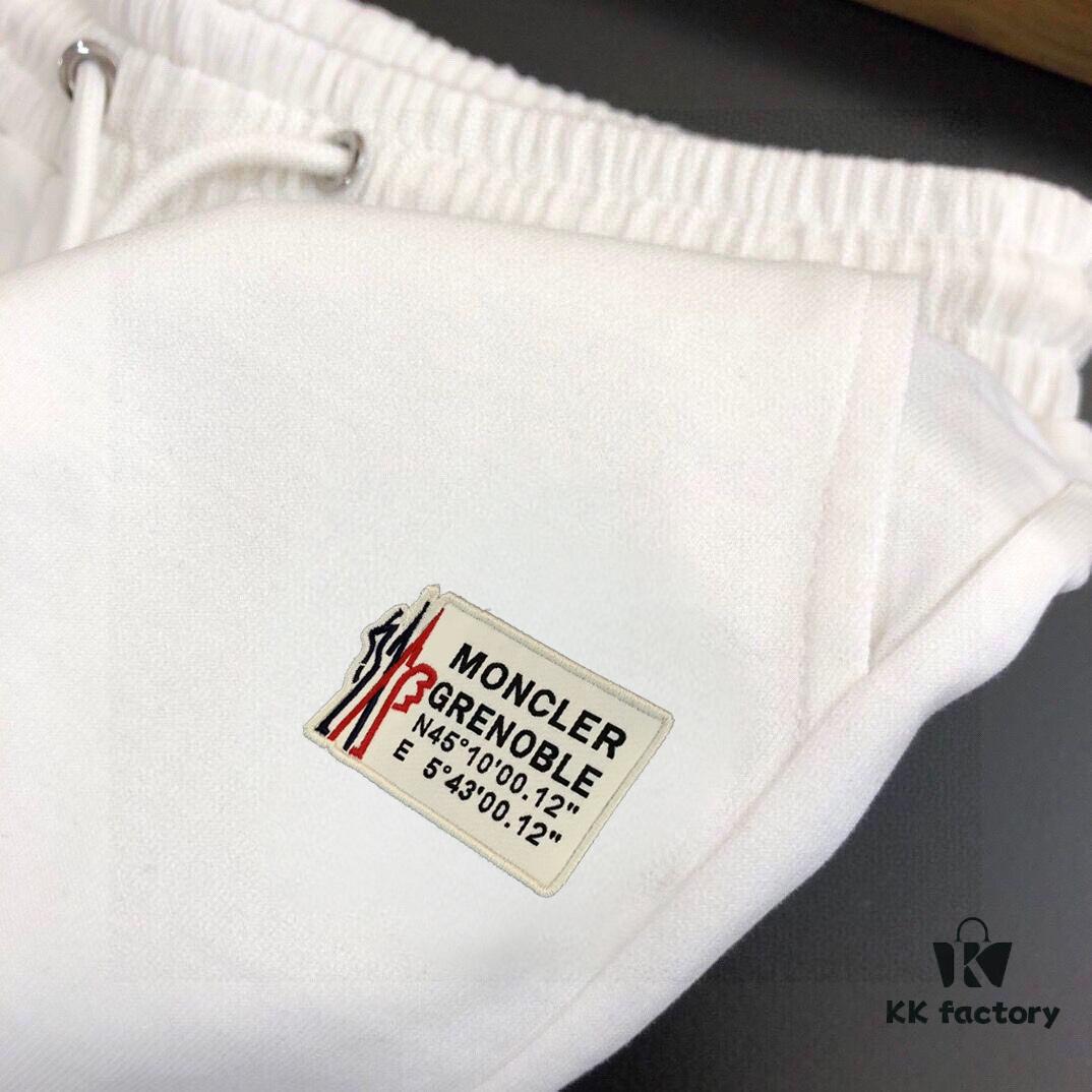 MONCLER Men's 2025 New Short Sleeve T-Shirt and Shorts Set, High-End Version with Soft and Smooth Fabric, Comfortable Wear, Three-Dimensional Tailoring, Size M-5XL (Please Provide Height and Weight When Ordering)