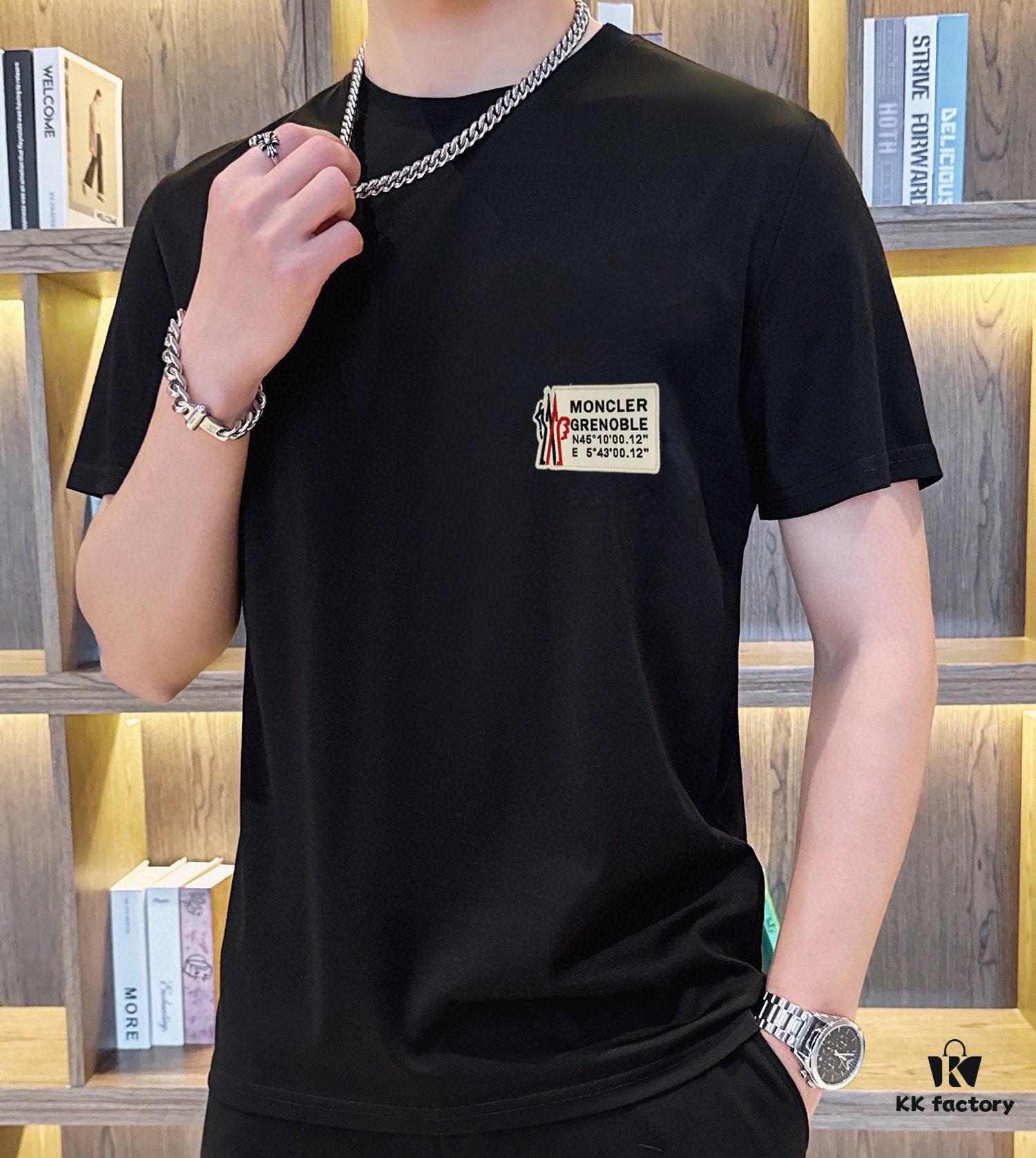 MONCLER 2025 Official Website Men's Summer High-Quality Double Mercerized Cotton Suit, Imported Premium Fabric, Trendy and Versatile Design