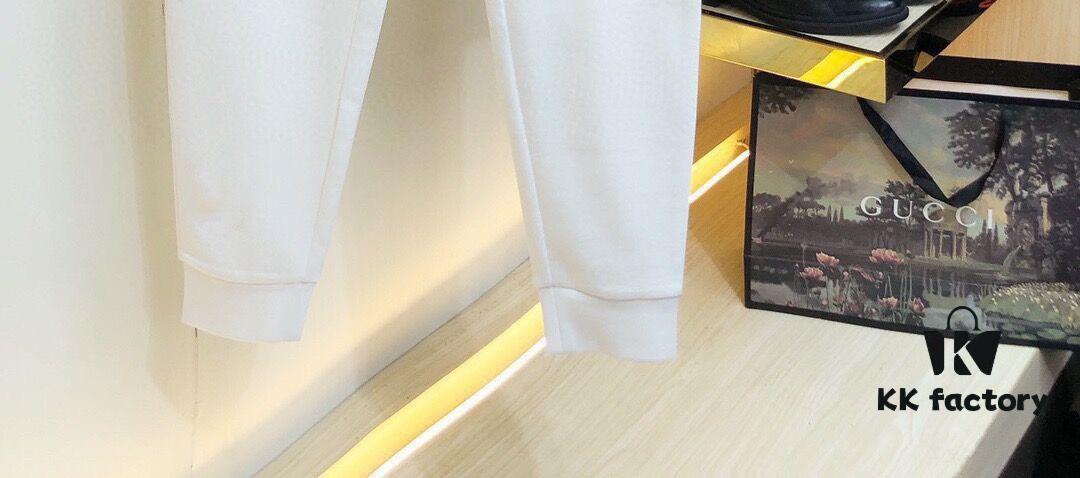 MONCLER Knit Cardigan Sweatshirt Set - 2025 New Arrival, Premium Roman Cotton, Natural Comfort and Elegant Design