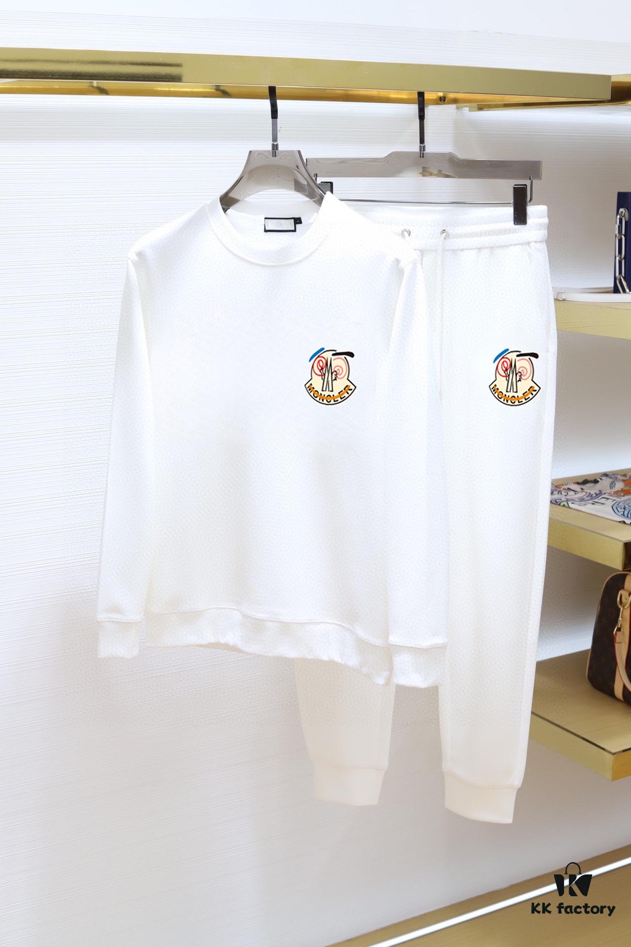 MONCLER Hoodie Set – Premium Natural Italian Cotton, Elegant and Comfortable Fit, Original Design for a Perfect Look