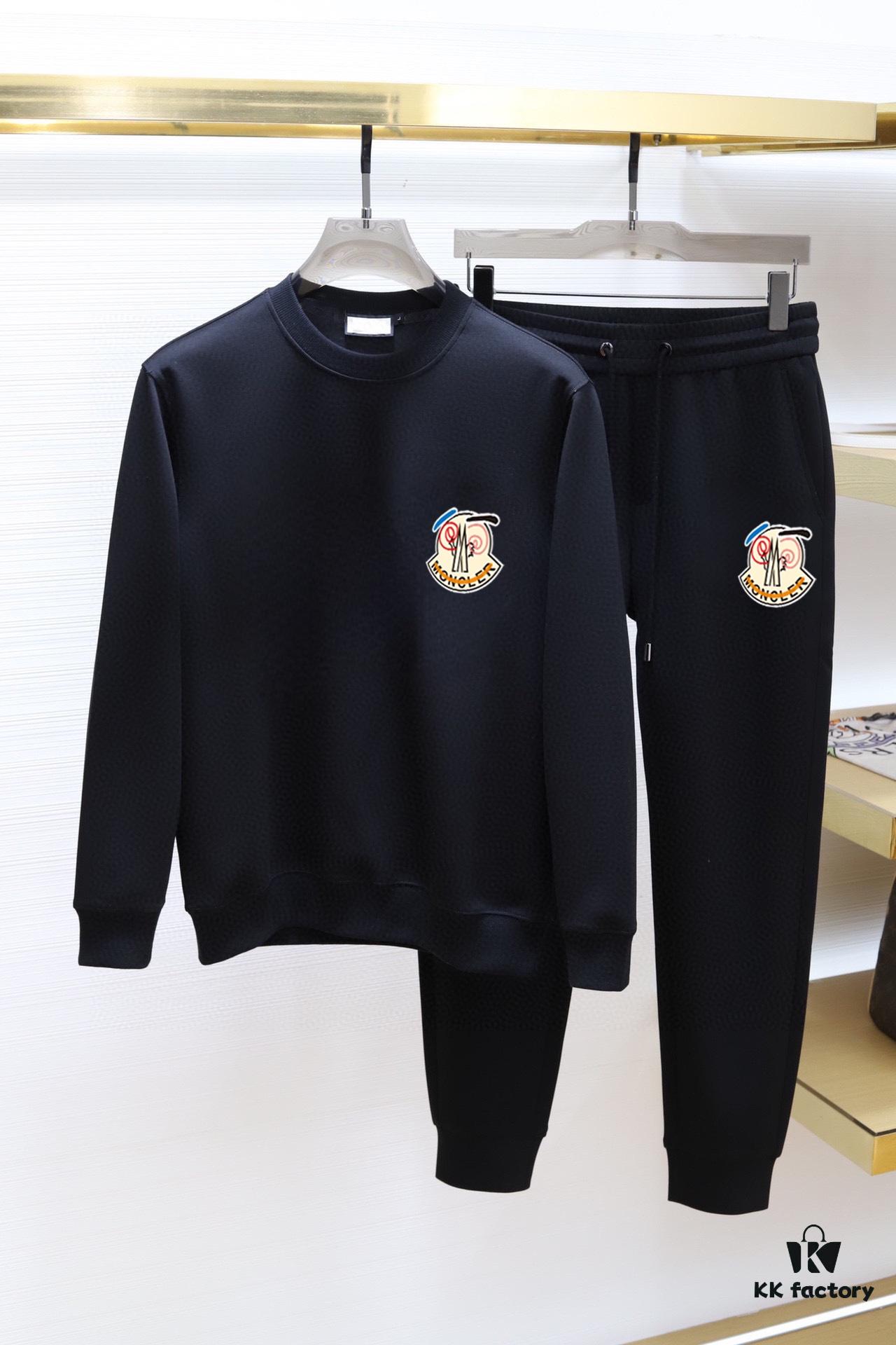 MONCLER Hoodie Set – Premium Natural Italian Cotton, Elegant and Comfortable Fit, Original Design for a Perfect Look