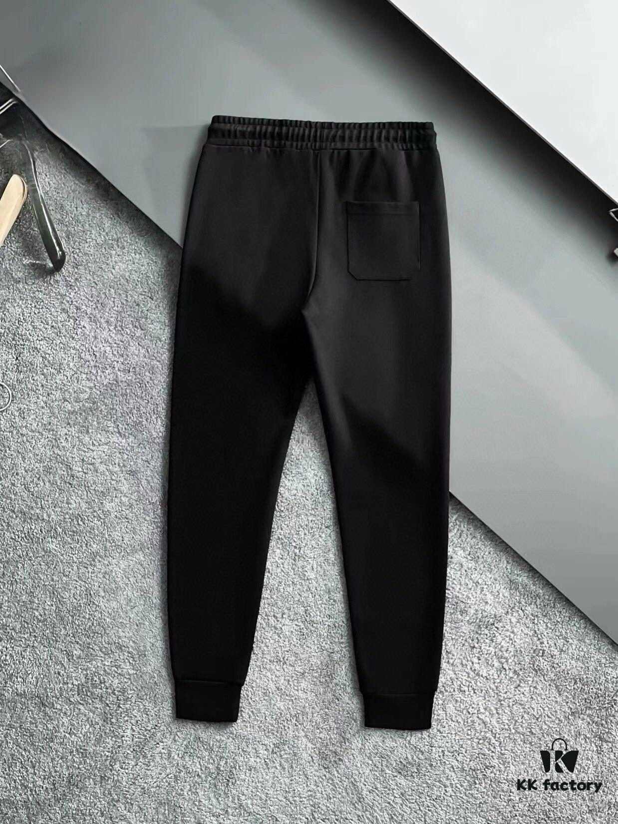 MONCLER (Blessing for the Plus-Size) New 2025 Best-Selling Cardigan Sweatshirt Set – Official Website Original Version, Premium Italian Cotton, Elegant and Comfortable