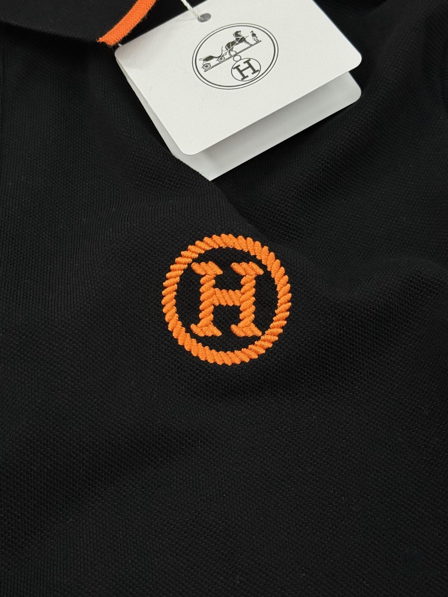 Hermes 2025SS Summer New Color-Block Collar Knit Polo Shirt, 100% Piqué Cotton, Smooth 16-Gauge Knitted Short-Sleeve, Ultra-Soft and Delicate Handfeel, Elegant and Low-Key Luxury