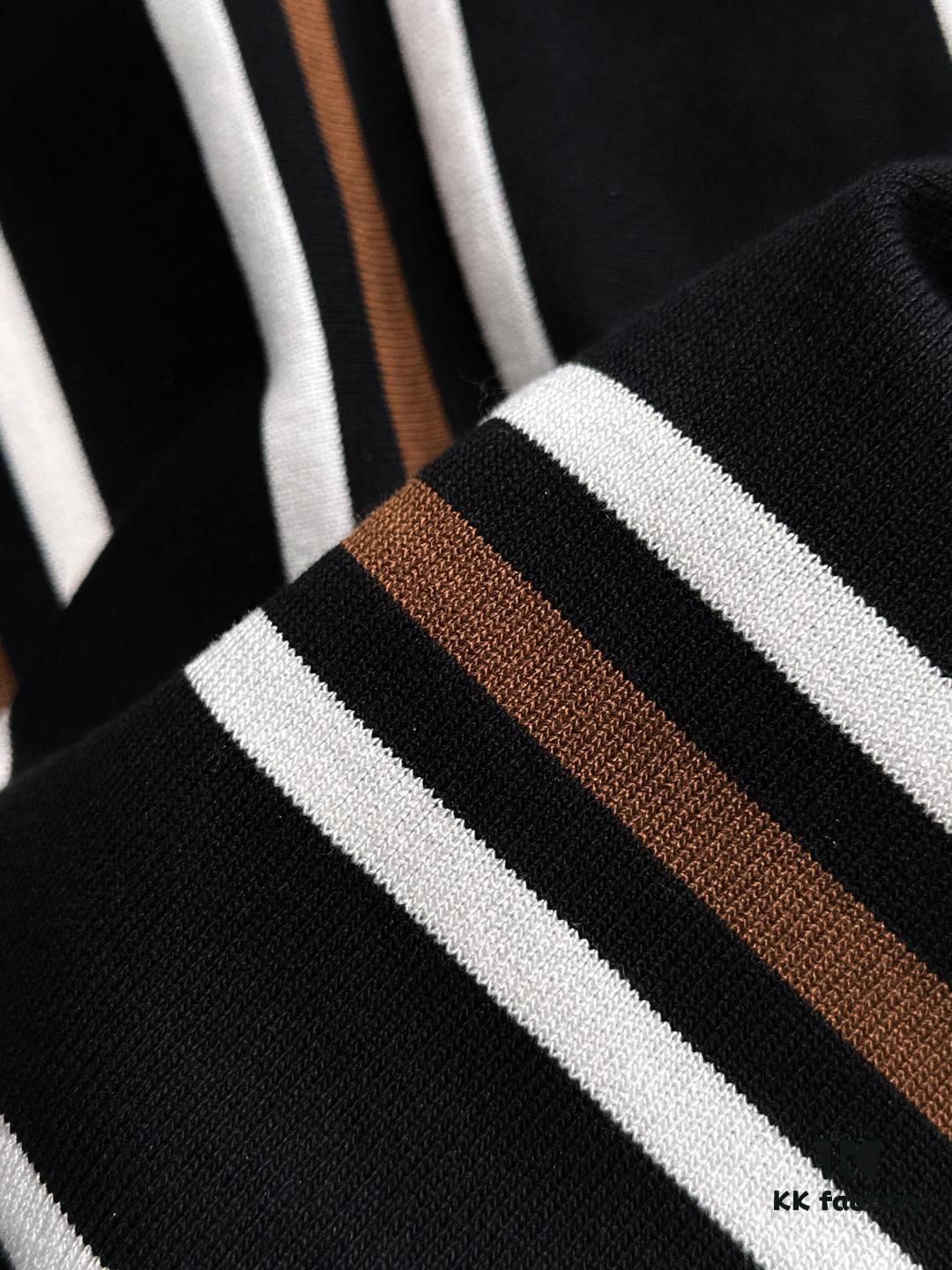 High-Quality Hermès 2025 Spring/Summer New Men's Notched Collar Short-Sleeve T-Shirt