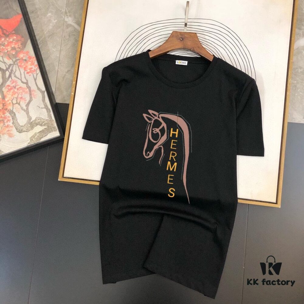 HERMES Men's Casual Short-Sleeve T-Shirt, 2025 Spring/Summer New Arrival, Premium Logo Embroidery, High-End Imported Silk-Cotton Fabric, Stylish and Versatile Design