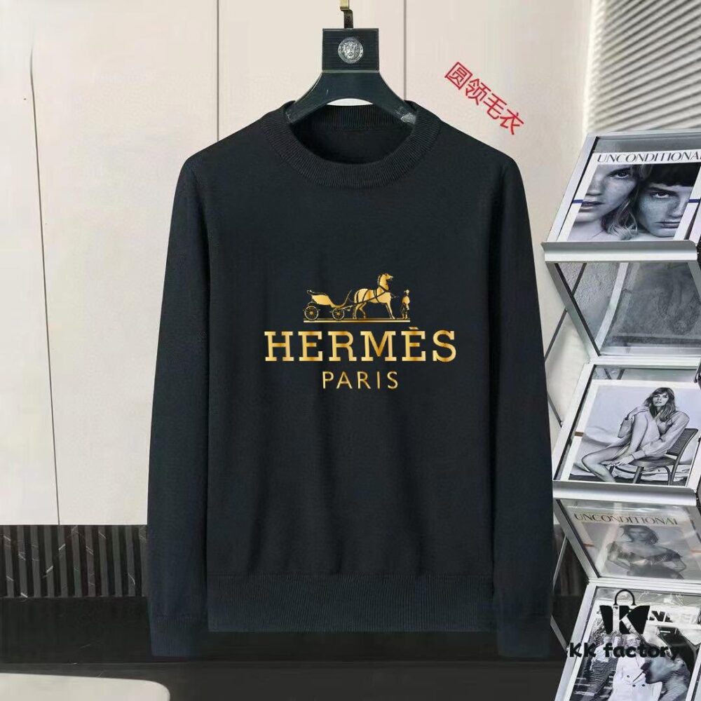 Hermes Men's Autumn-Winter Classic Round-Neck Wool Pullover Sweater, 2025 New Arrival, Slim-Fit Premium Blend Wool Knitwear with Contrasting Logo, Timeless Elegance and Versatility