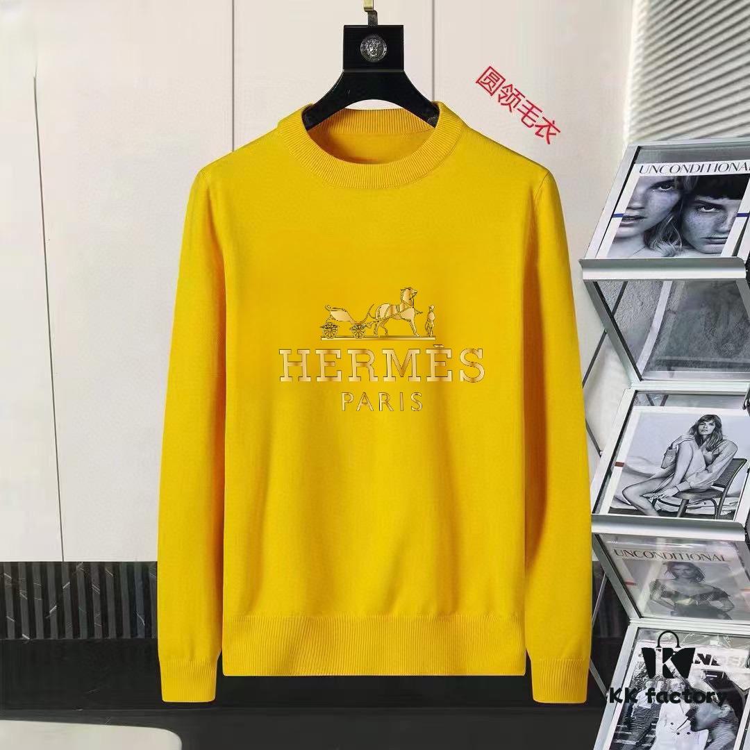 Hermes Men's Autumn-Winter Classic Round-Neck Wool Pullover Sweater, 2025 New Arrival, Slim-Fit Premium Blend Wool Knitwear with Contrasting Logo, Timeless Elegance and Versatility