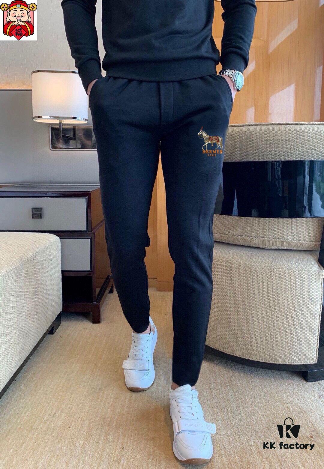 HERMES (Blessing for the Plus-Size) New 2025 Bestselling Hoodie Set – Official Website Original Version, Premium Natural Roman Cotton, Elegant and Comfortable, Authentic Hardware, Size M-5XL (Fits up to 220 lbs)