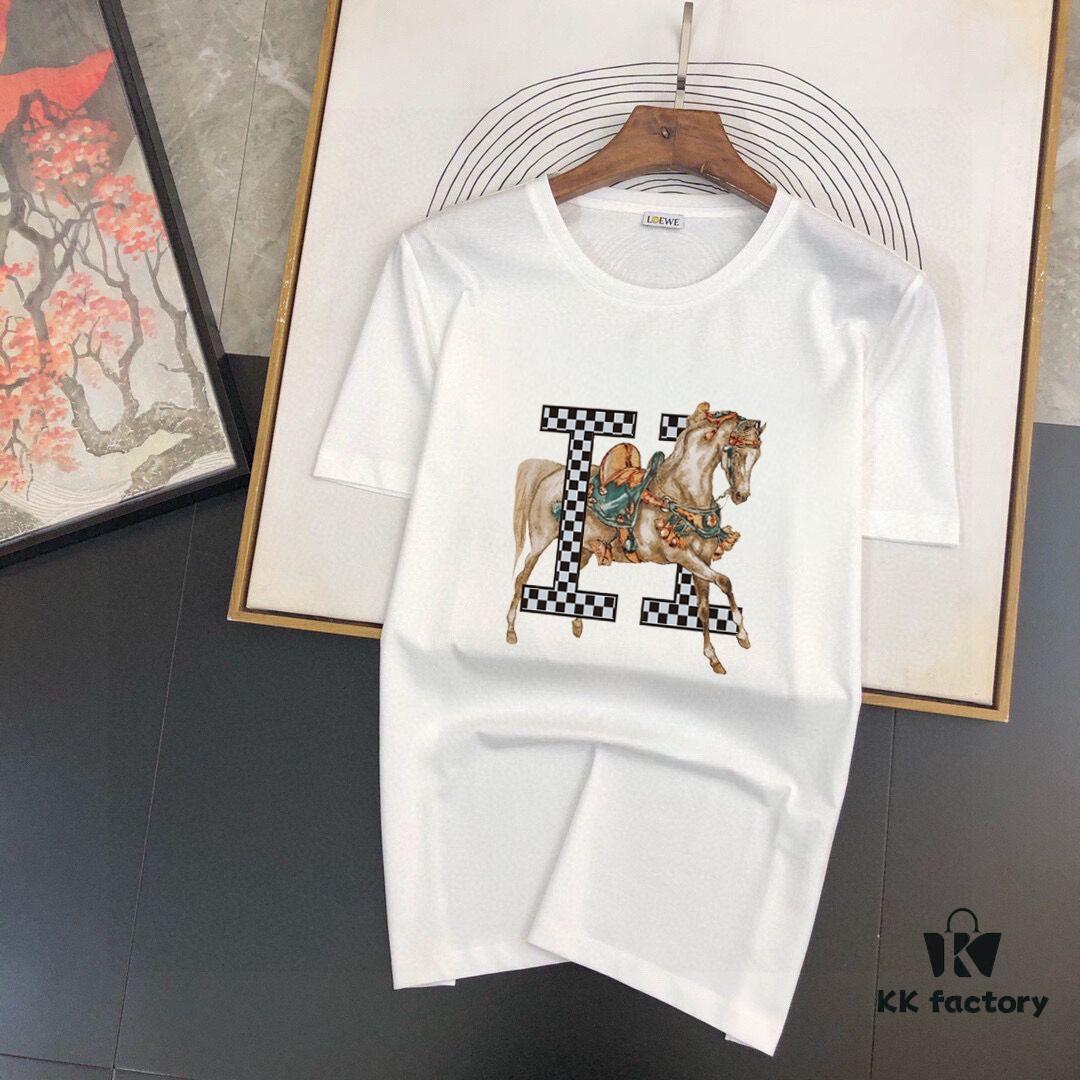 HERMES Men's Casual Short-Sleeve T-Shirt, 2024 Spring/Summer New Arrival, Premium Logo Craftsmanship, High-Quality Imported Silk-Cotton Fabric, Stylish and Versatile Design