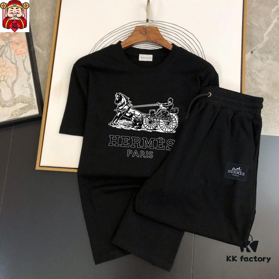 HERMES Men's Short Sleeve T-Shirt and Shorts Set 2025 New Arrival! Official Website Synchronized Release! Premium Version with Exquisite Soft Touch for Ultimate Comfort! Three-Dimensional Tailoring Offers Excellent Fit!
