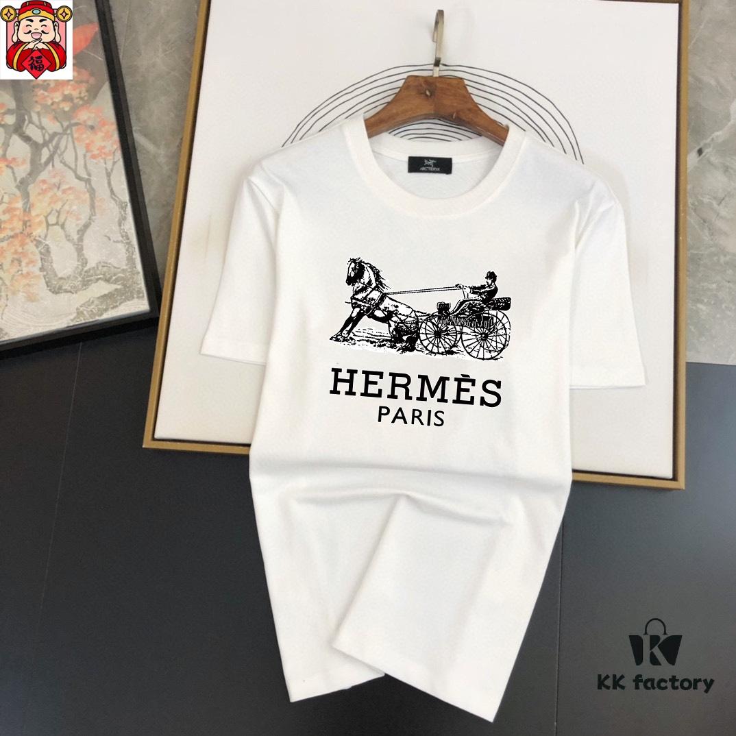 HERMES Men's Short Sleeve T-Shirt and Shorts Set 2025 New Arrival! Official Website Synchronized Release! Premium Version with Exquisite Soft Touch for Ultimate Comfort! Three-Dimensional Tailoring Offers Excellent Fit!
