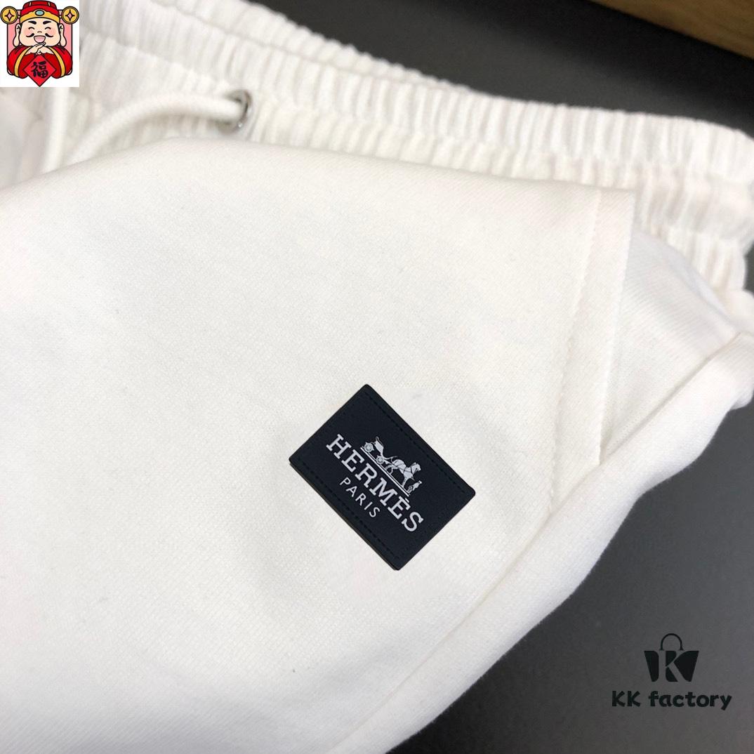 HERMES Men's Short Sleeve T-Shirt and Shorts Set 2025 New Arrival! Official Website Synchronized Release! Premium Version with Exquisite Soft Touch for Ultimate Comfort! Three-Dimensional Tailoring Offers Excellent Fit!
