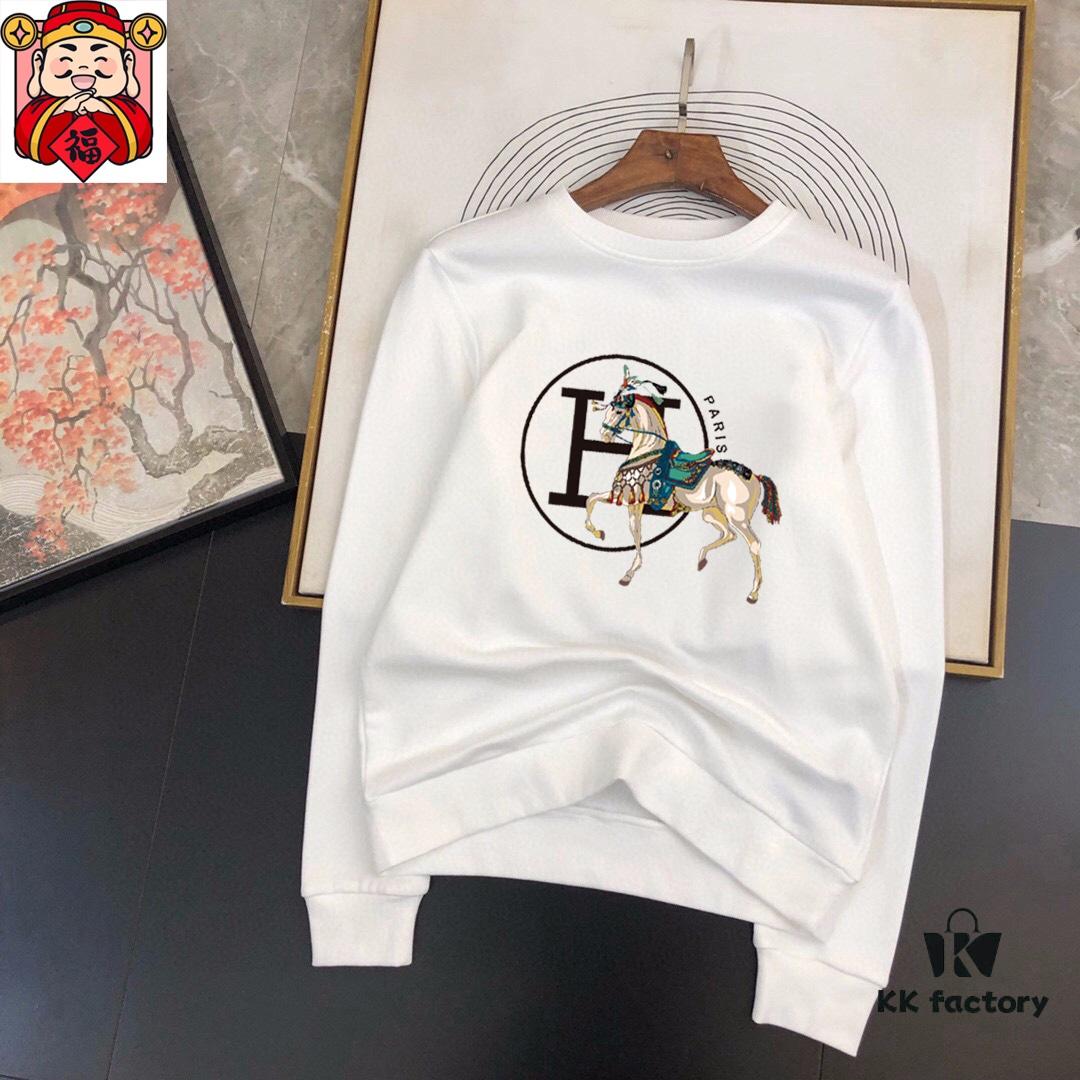 HERMES (Blessing for the Plus-Size) New 2025 Best-Selling Sweatshirt Set – Official Website Original Version, Premium Unisex Design, 100% Natural High-Quality Roman Cotton, Comfortable Fit, Elegant and Noble with Authentic Hardware