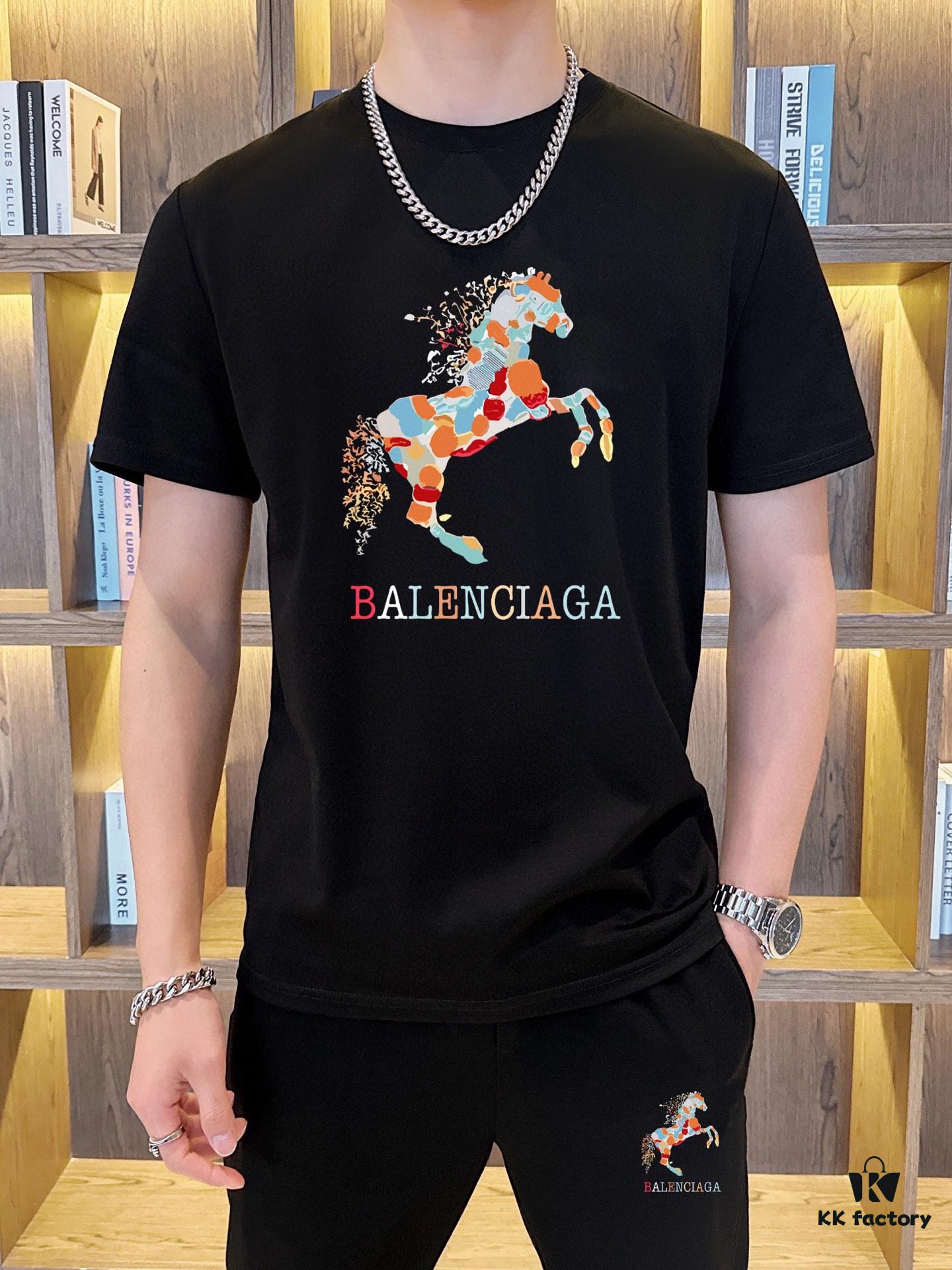 HERMES Men's High-Quality Double-Mercerized Cotton Summer Suit Set, Imported Premium Fabric, Fashionable and Versatile Design