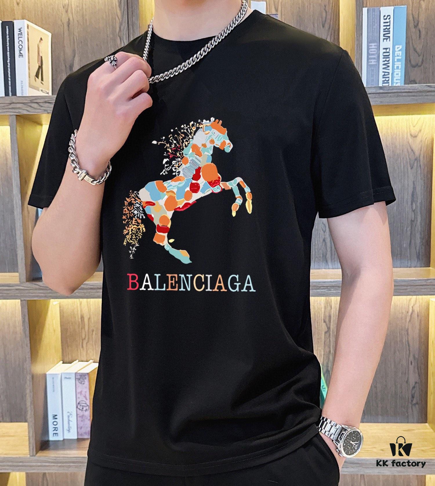 HERMES Men's High-Quality Double-Mercerized Cotton Summer Suit Set, Imported Premium Fabric, Fashionable and Versatile Design