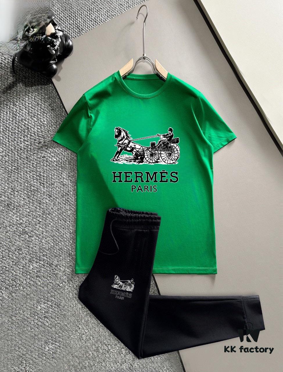 HERMES Men's Summer High-Quality Double-Mercerized Cotton Suit Set, Imported Premium Fabric, Fashion Trend Style, Simple and Elegant Design
