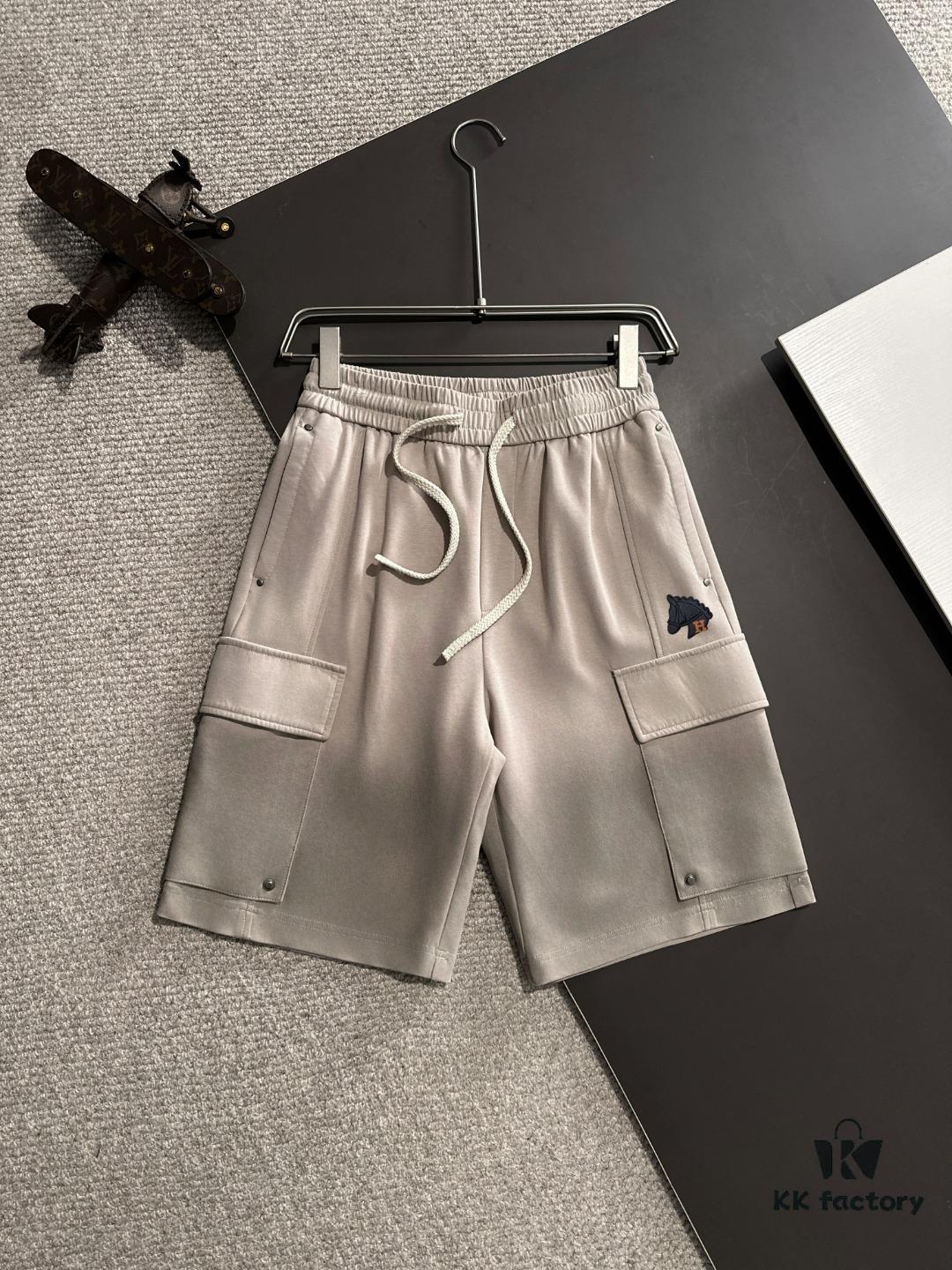 Hermes 2025 Spring and Summer New Arrival Elastic Waist Casual Shorts, High-End Custom Fabric, Breathable and Comfortable, Exquisite Details, Premium Quality, Soft and Smooth Texture, Stylish Leisure Cut