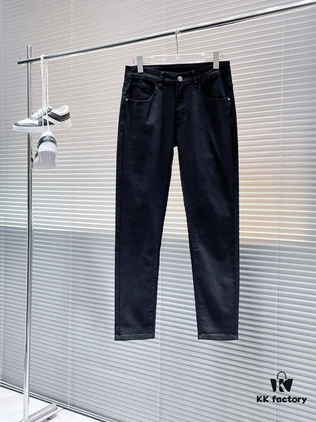 Hermès 2024 New Men's Denim Jeans – Highly Recognizable Style, Elegant Light Gray Hue Achieved Through Multiple Washes, Perfect Craftsmanship, Two-Tone 'Little Monster' Back Pockets with Outstanding Detailing, Ideal for Men's Fashion and Aesthetic