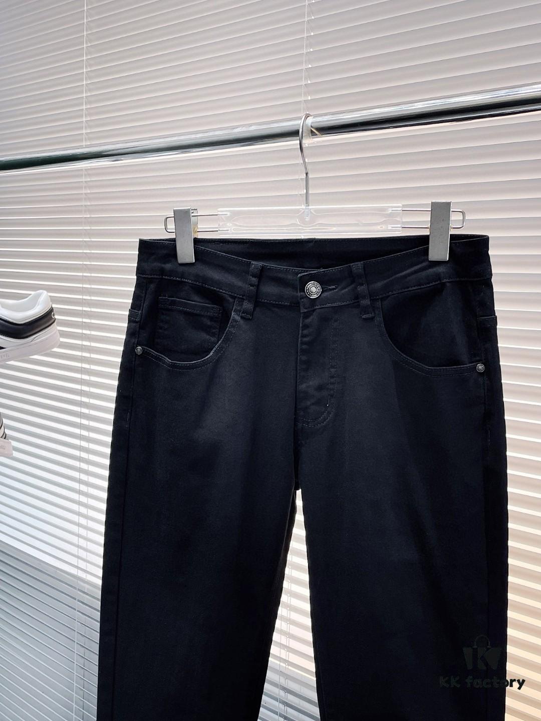 Hermès 2024 New Men's Denim Jeans – Highly Recognizable Style, Elegant Light Gray Hue Achieved Through Multiple Washes, Perfect Craftsmanship, Two-Tone 'Little Monster' Back Pockets with Outstanding Detailing, Ideal for Men's Fashion and Aesthetic