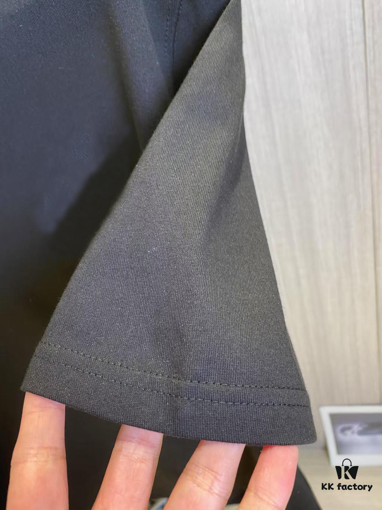 Hermès 2025SS Spring/Summer Latest Short-Sleeve T-Shirt – High-Quality Cotton Fabric, Embroidery and Digital Print, Unisex Loose Fit