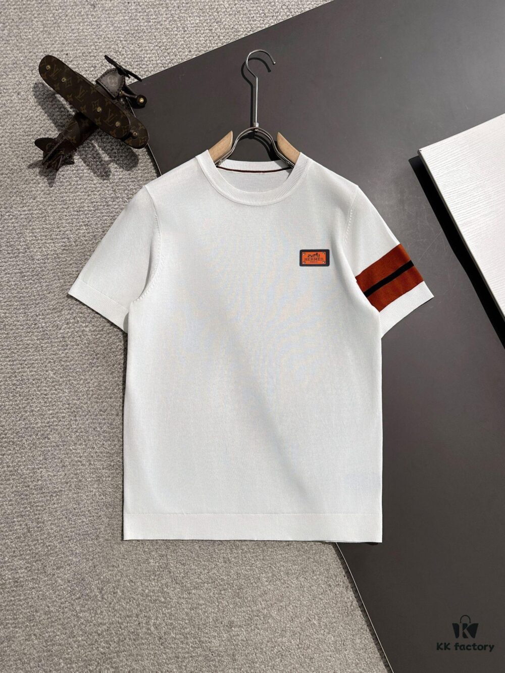High-Quality Hermès 2025 Spring/Summer New Men's Round Neck Short-Sleeve T-Shirt