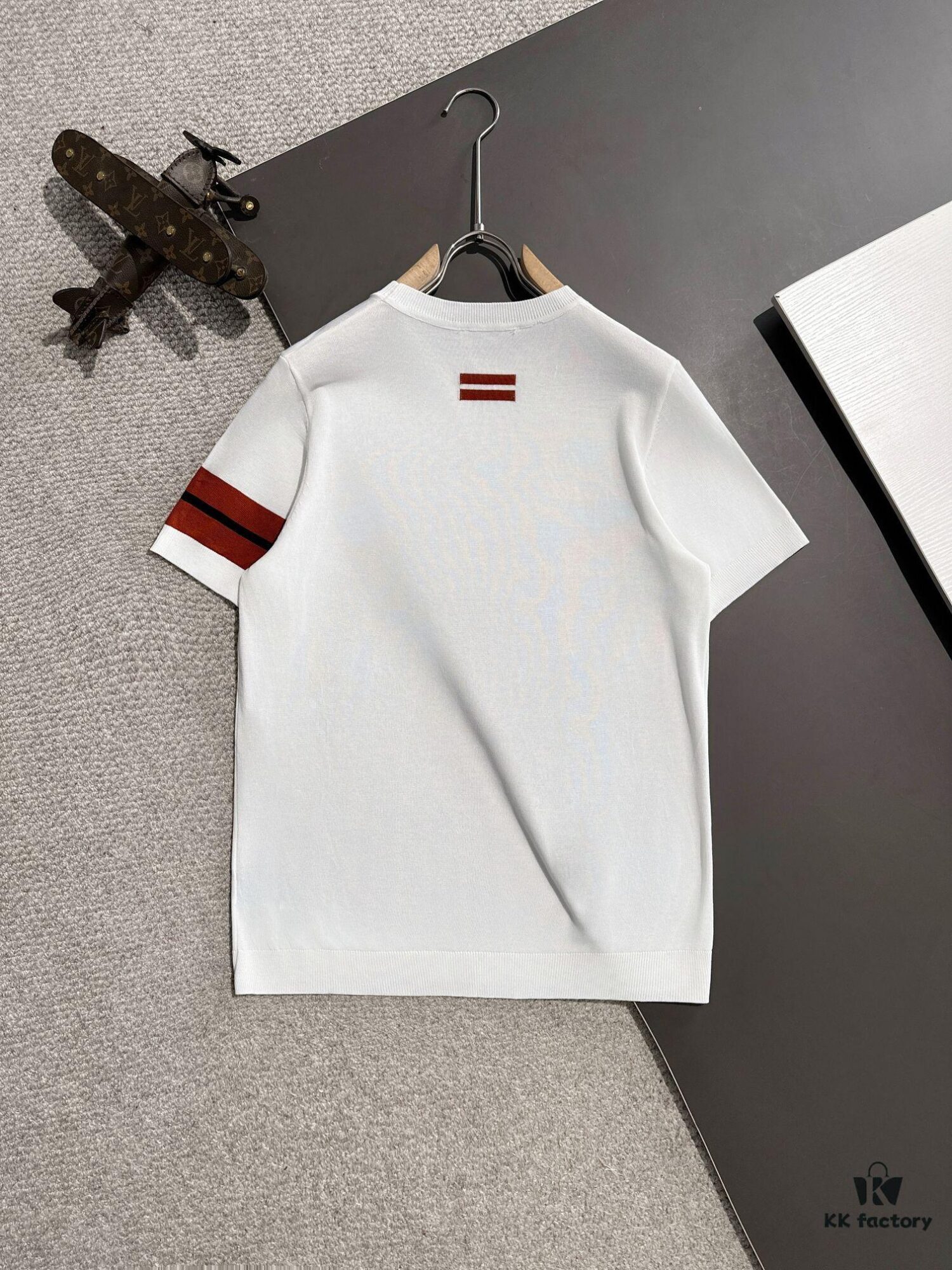 High-Quality Hermès 2025 Spring/Summer New Men's Round Neck Short-Sleeve T-Shirt