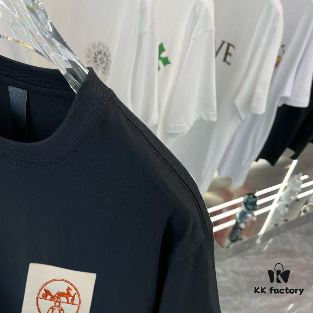 Hermes 2025 Spring-Summer New Arrival Short Sleeve Shirt with Handcrafted Logo, Premium Cotton Fabric, Tailored Fit