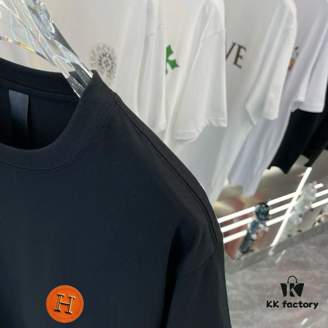 Hermes 2025 Spring-Summer New Arrival Short Sleeve Shirt with Handcrafted Logo at Chest