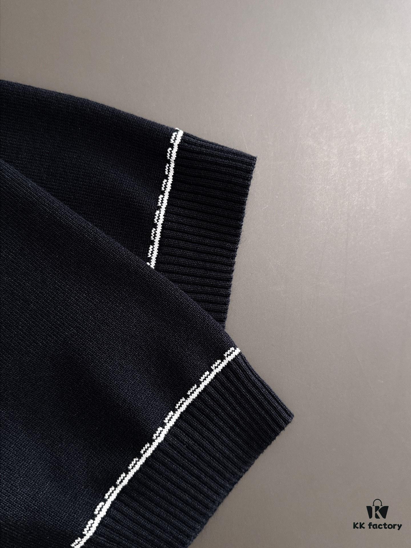 High-Quality Hermès 2025 Spring/Summer New Men's Notched Collar Short-Sleeve T-Shirt