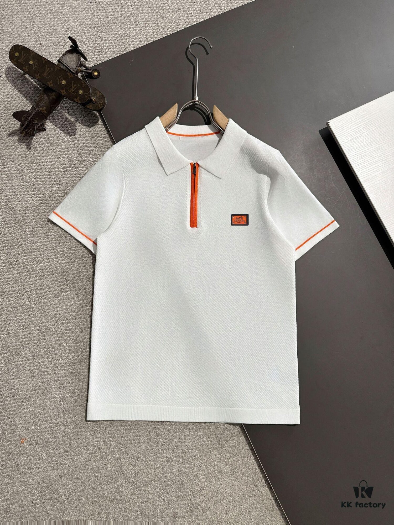 High-Quality Hermès 2025 Spring/Summer New Men's Collared Short-Sleeve T-Shirt