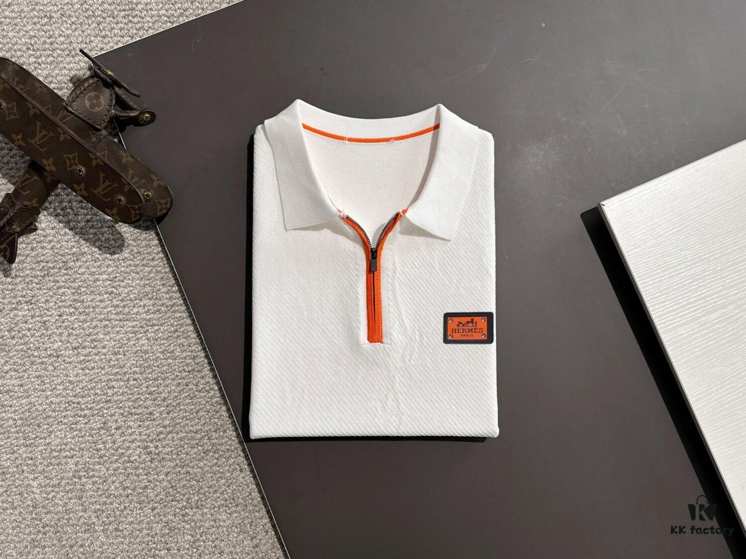 High-Quality Hermès 2025 Spring/Summer New Men's Collared Short-Sleeve T-Shirt