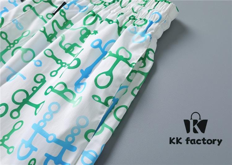 2025 Spring and Summer New Arrival T-Shirt. Men's Crew Neck Classic Logo Beach Shorts Made from Imported Custom Fabric, High-End Quality Exuding Luxury