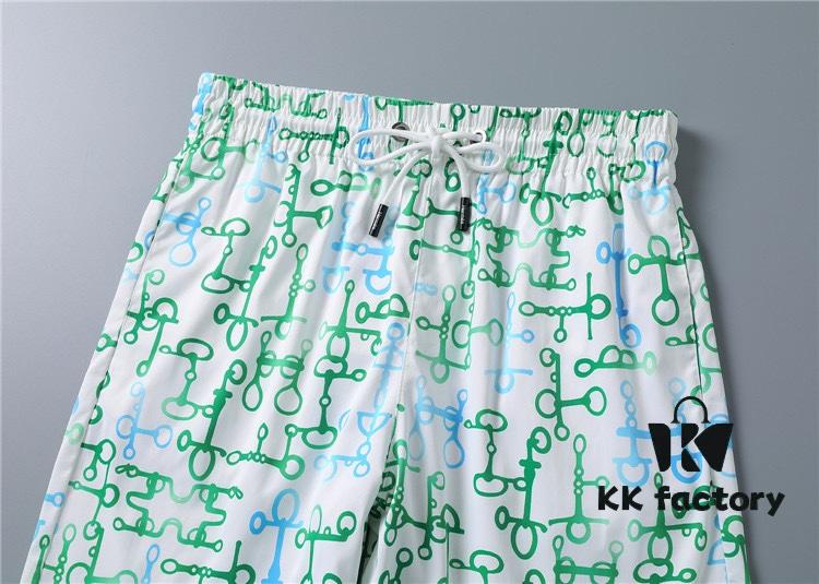 2025 Spring and Summer New Arrival T-Shirt. Men's Crew Neck Classic Logo Beach Shorts Made from Imported Custom Fabric, High-End Quality Exuding Luxury