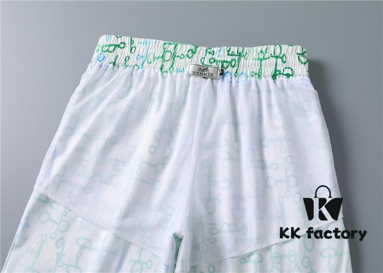 2025 Spring and Summer New Arrival T-Shirt. Men's Crew Neck Classic Logo Beach Shorts Made from Imported Custom Fabric, High-End Quality Exuding Luxury