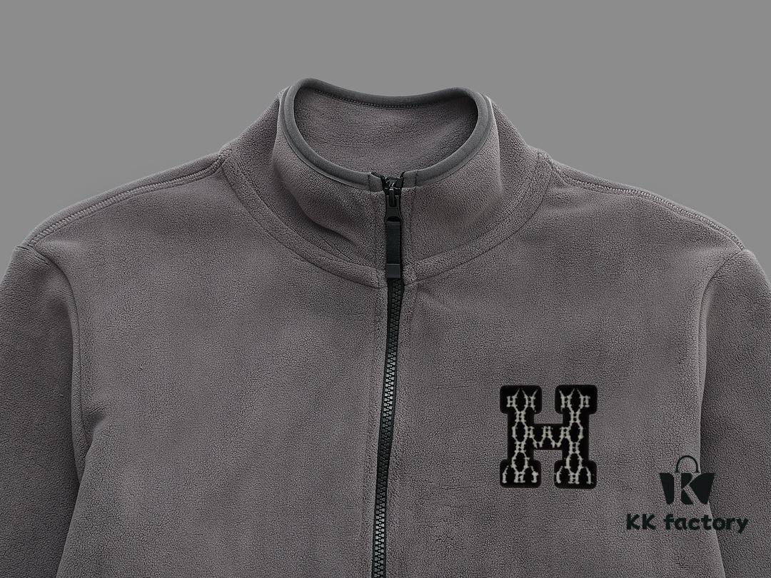 Hermes (Complete Three Labels) 2024 Autumn-Winter Men's Cardigan Turtleneck Jacket, Imported Double-Sided Fleece Fabric